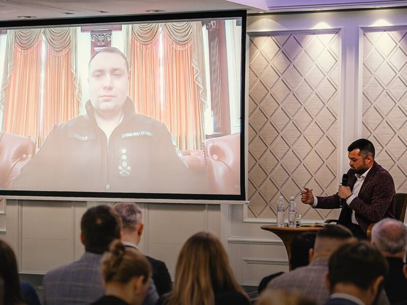 Буданов закликав виробників зброї скористатися вікном можливостей