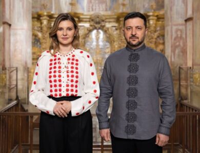 Привітання Президента України Володимира Зеленського та першої леді Олени Зеленської з Великоднем