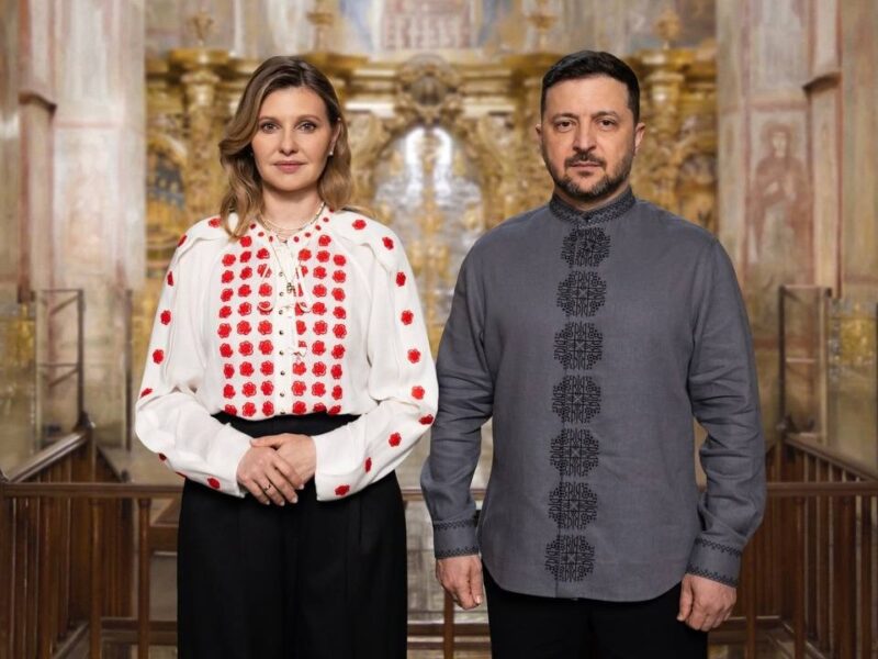 Привітання Президента України Володимира Зеленського та першої леді Олени Зеленської з Великоднем