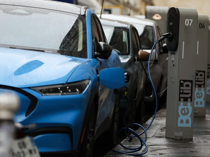 Частка електрокарів в ЄС сягнула 19,4%