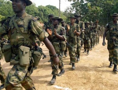 Через помилкову атаку військових у Нігерії загинуло понад 100 людей