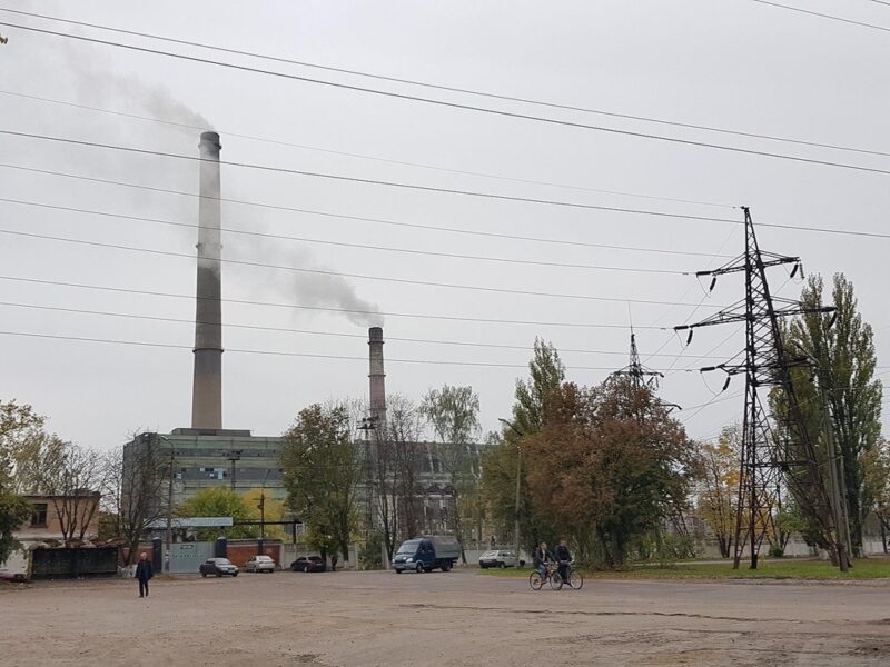 Чернігівська ТЕЦ зупинилась через атаки “шахедів”