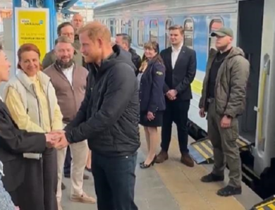 До України прибув Принц Гаррі