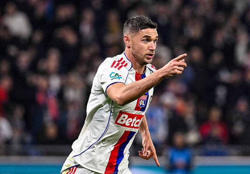 Двоє українців увійшли до символічної збірної туру Ліги 1