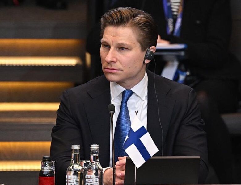 Фінляндія розглядає питання дозволу на ввезення ядерної зброї