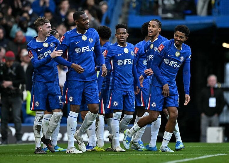 Футболісти Челсі заступилися за скандального гравця