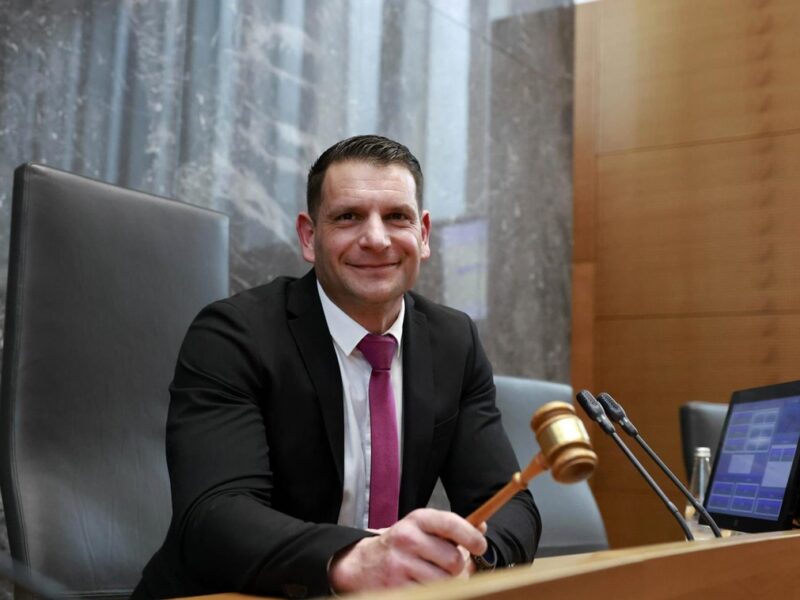 Голова парламенту Словенії анонсував поїздку в Росію та вихід з НАТО