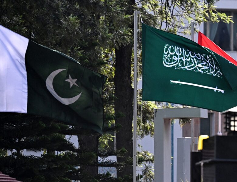 Головний перемовник. Пакистан мирить США і Іран