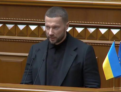 Голову АМКУ викликали до Ради через підозри у змові на ринку пального