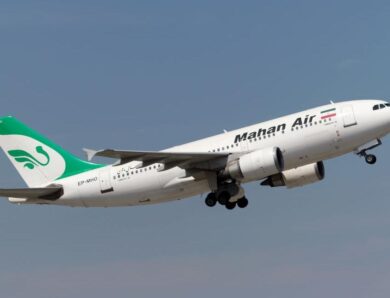 Іран частково відкрив повітряний простір для авіарейсів