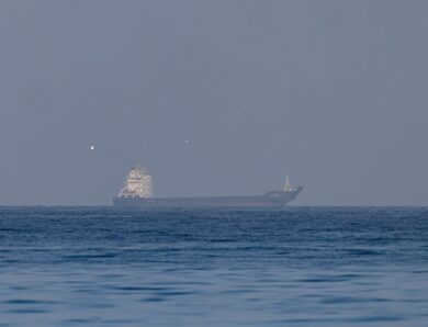 Іран і США говорять про мир. Питання Ормуза