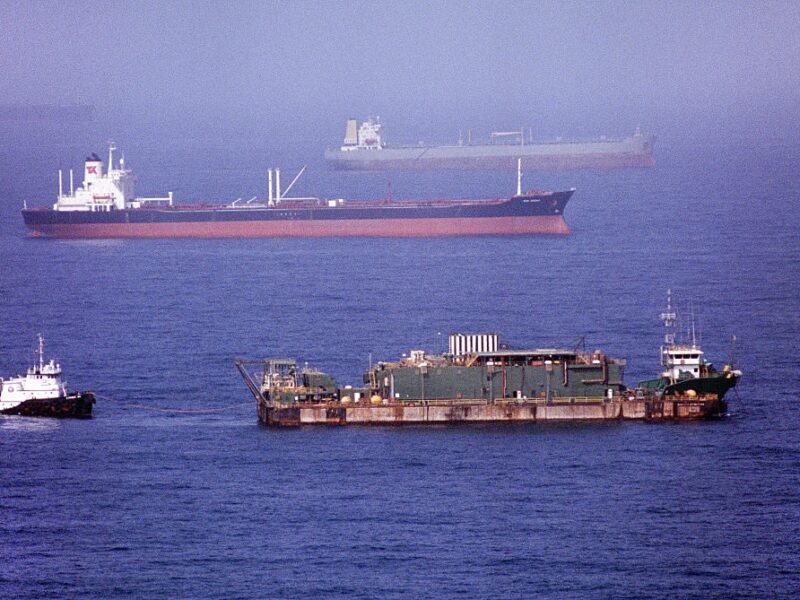 Іран – США: Сумуватимете за бензином по $4-5