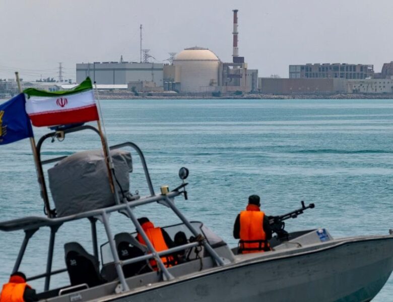 Іран заявив про влучання поблизу Бушерської АЕС