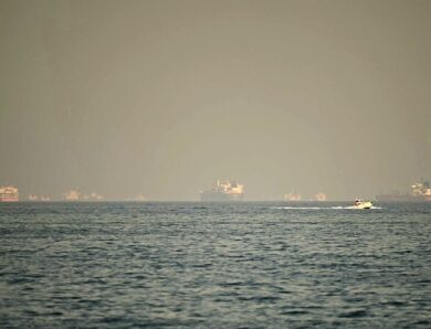 Катар відновив рух суден після блокування Ормузької протоки