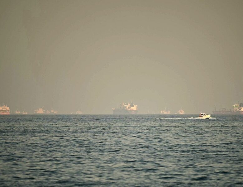 Катар відновив рух суден після блокування Ормузької протоки