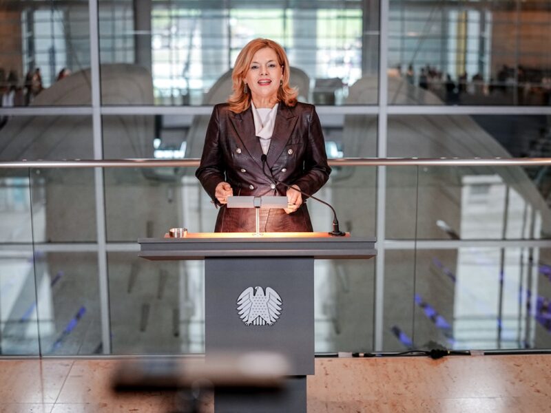 Хакери зламили акаунт у Signal президентки Бундестагу – ЗМІ