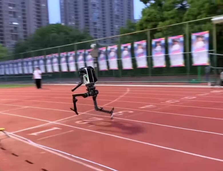 Китайський робот наблизився до рекорду швидкості Усейна Болта