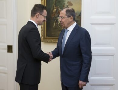 Крот РФ в Євросоюзі. Розмови Сіярто і Лаврова