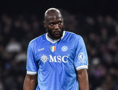 Лідер Наполі повернувся до клубу після гучної історії з втечею