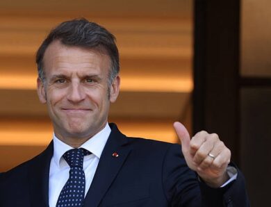 Макрон відреагував на жарт Чарльза над Трампом у Білому домі