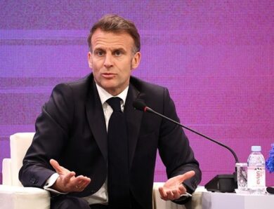 Макрон засудив удари Ізраїлю по Лівану