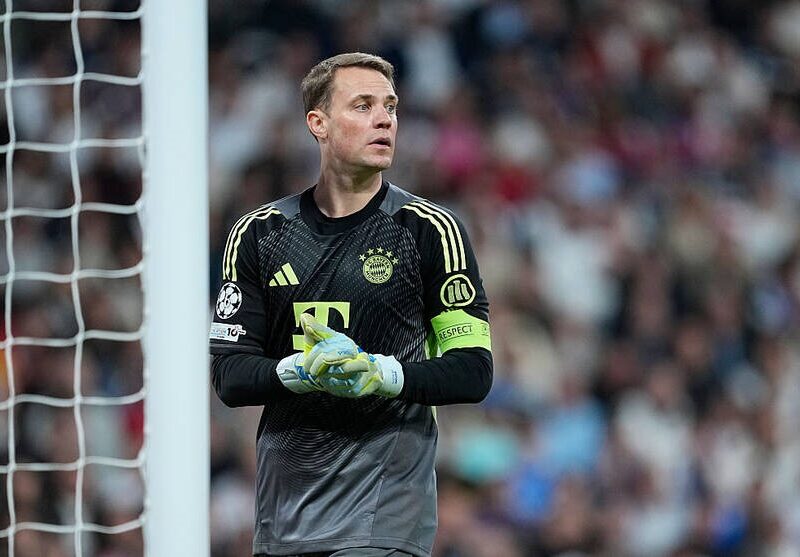 Майбутнє Нойєра стримує трансферну кампанію Баварії