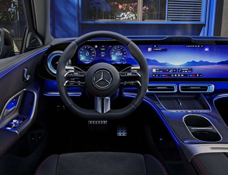 Mercedes-Benz показав салон електричного C-Class перед прем&rsquo;єрою