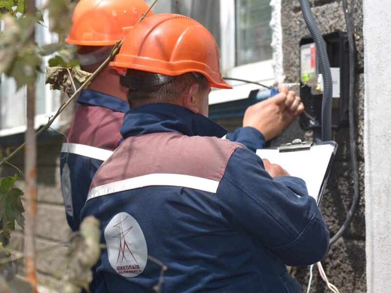 Миколаїв і Херсон повністю знеструмлені