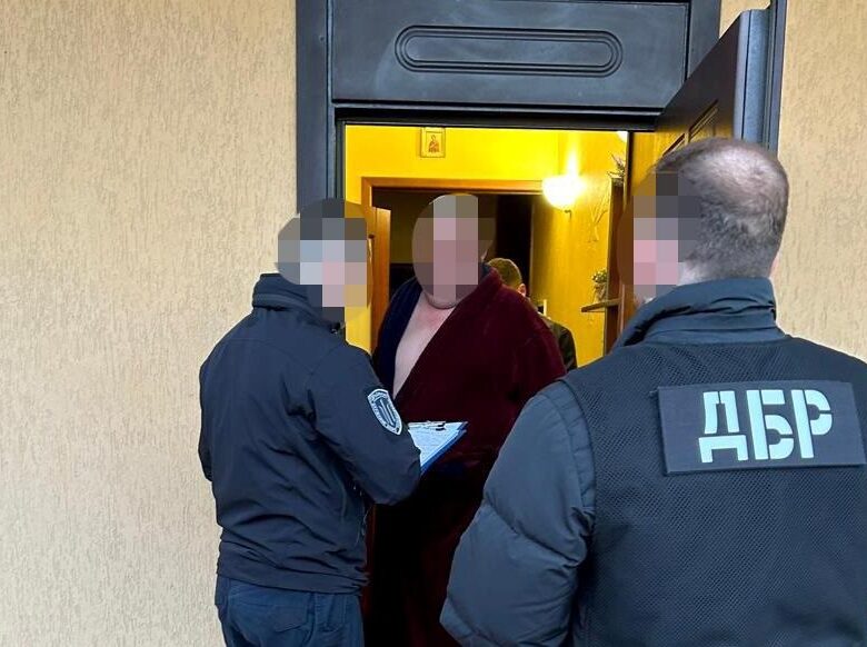 На Хмельниччині чоловік за гроші “знімав з розшуку” ухилянтів