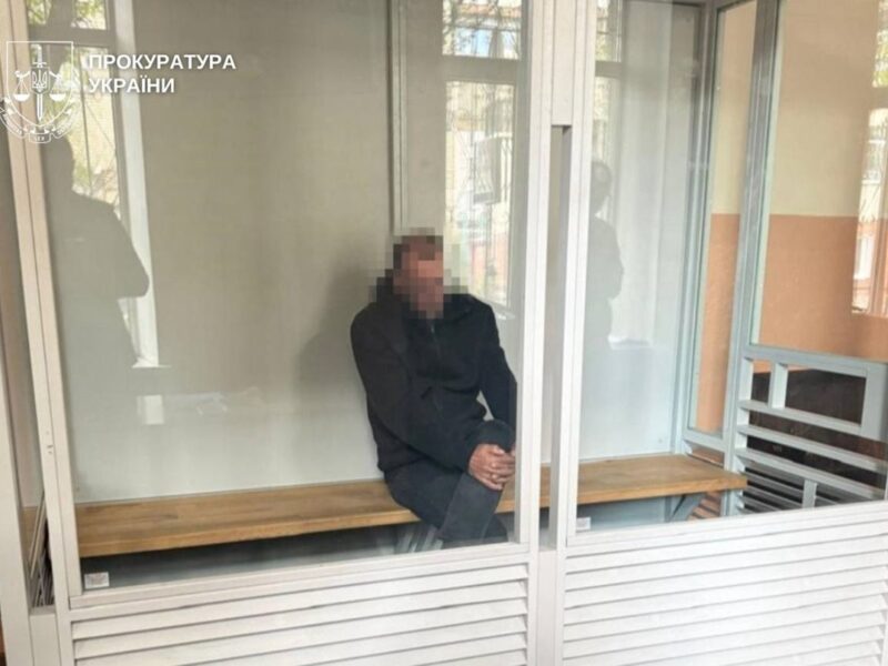 На Хмельниччині судитимуть чоловіка за насильство над падчеркою