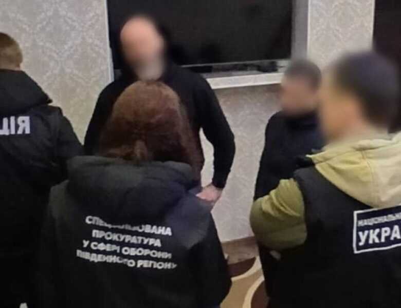 На Одещині на критичному підприємстві фіктивно оформили 90 людей