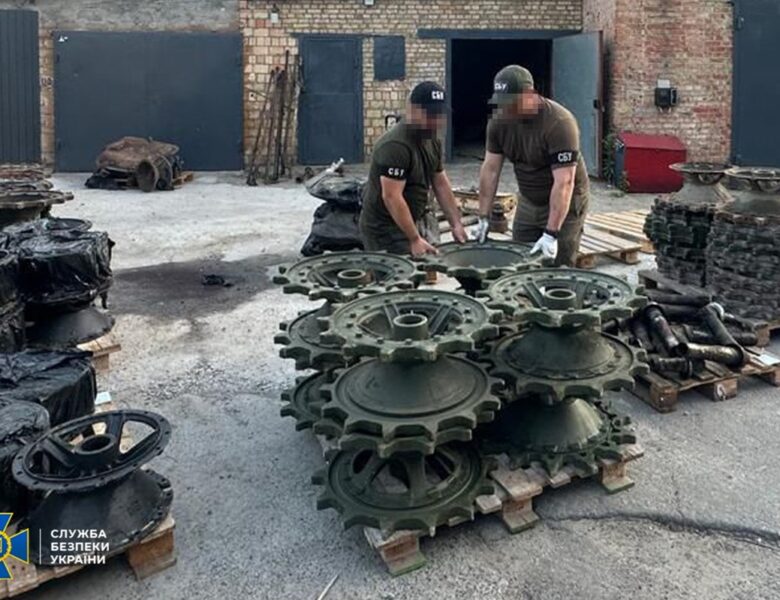 На потреби ЗСУ передали вилучені запчастини для бронетехніки на 20 млн