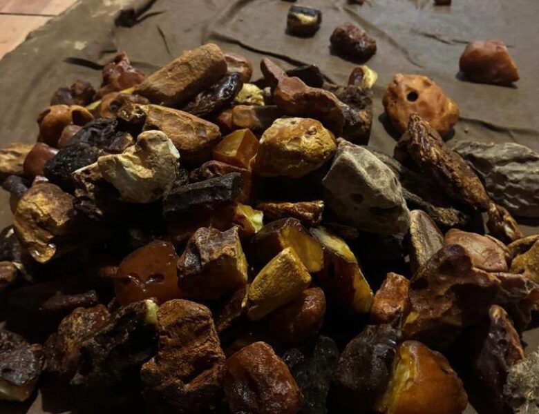 На Рівненщині ліквідували цех з обробки бурштину