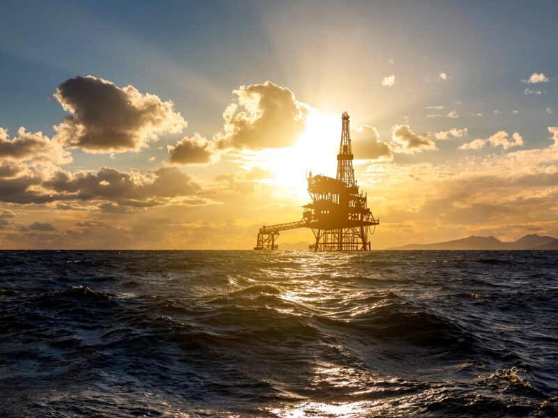 Нафта Brent знову перевищила $100 за барель