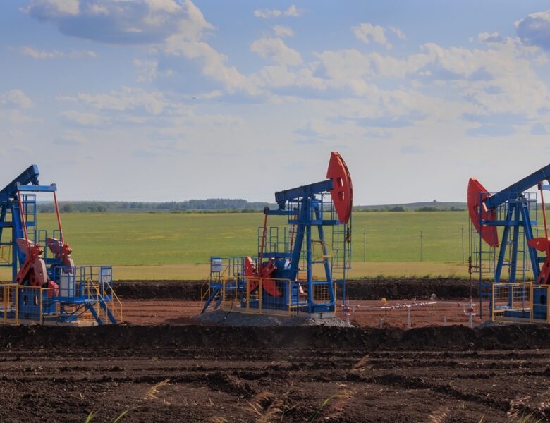 Нафтогазові доходи РФ обвалилися на 43%