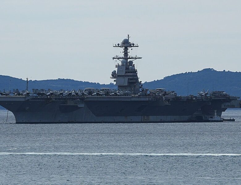 Найбільший авіаносець США залишає Близький Схід