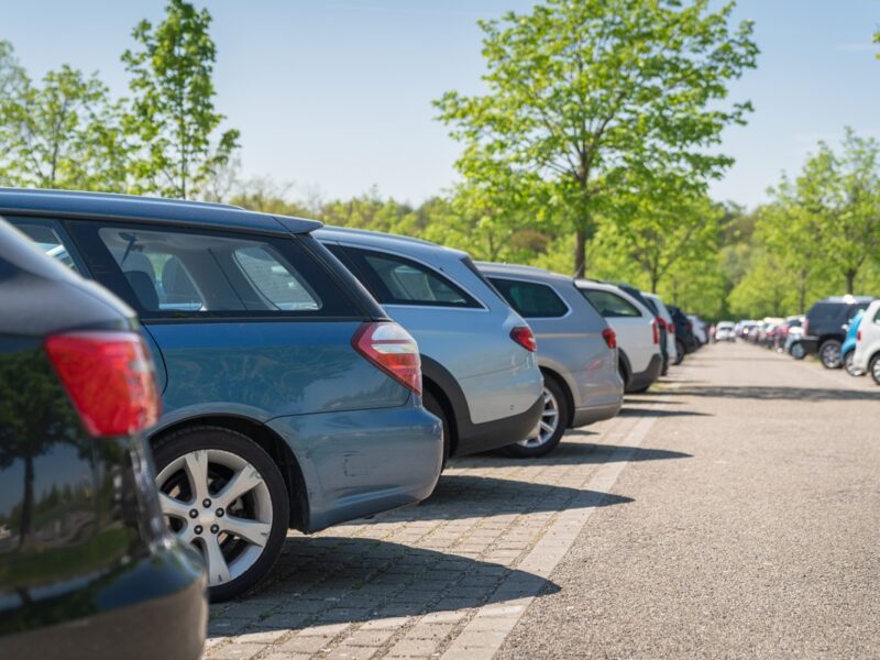 Названо найпопулярніші бензинові авто березня
