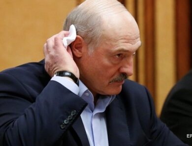 Не знаю, до чого вас готувати: Лукашенко закликав чиновників мобілізуватися