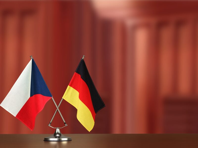 Німеччина та Чехія викликали послів РФ через погрози