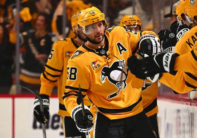 НХЛ: Вегас вирвав перемогу, Філадельфія не встояла