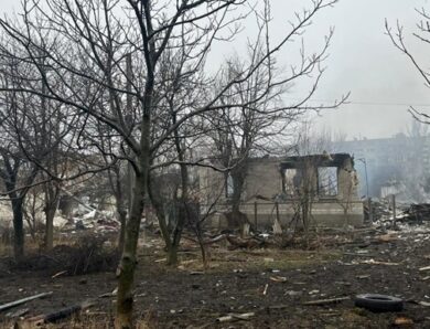 Обстріли Донеччини: є загиблий, 10 поранених