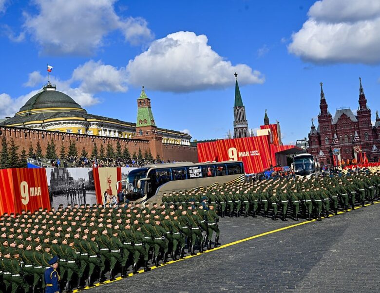 Парад на 9 травня: чому Путін не хоче техніки