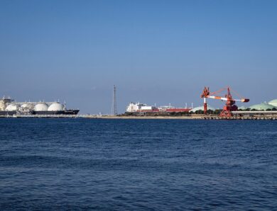 Перший СПГ-танкер пройшов Ормузькою протокою