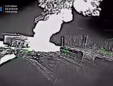 Під Луганськом знищено ешелони росіян з пальним