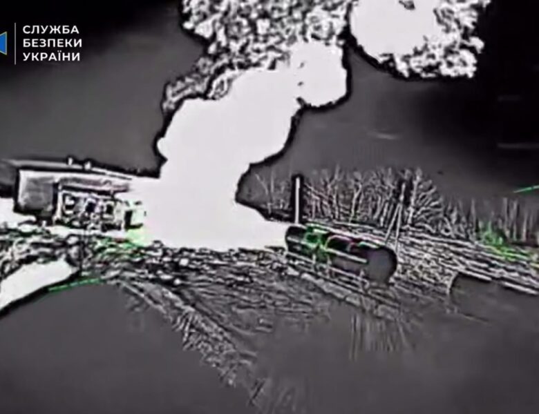 Під Луганськом знищено ешелони росіян з пальним