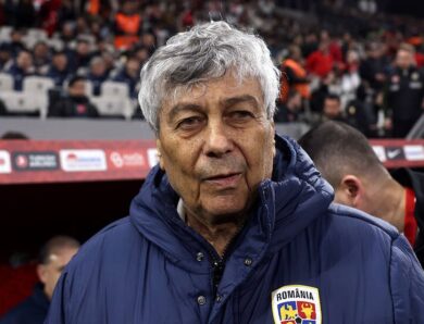 Після матчу з Туреччиною Луческу знадобилася допомога