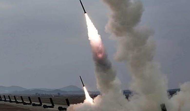 Північна Корея запустила низку балістичних ракет