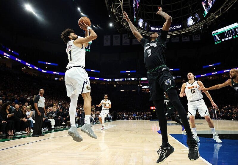 Плей-оф НБА: Міннесота перемогла Денвер