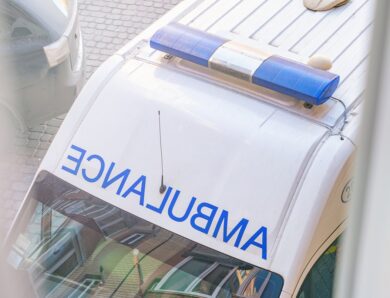 Поблизу ТЦ у Харкові стався вибух