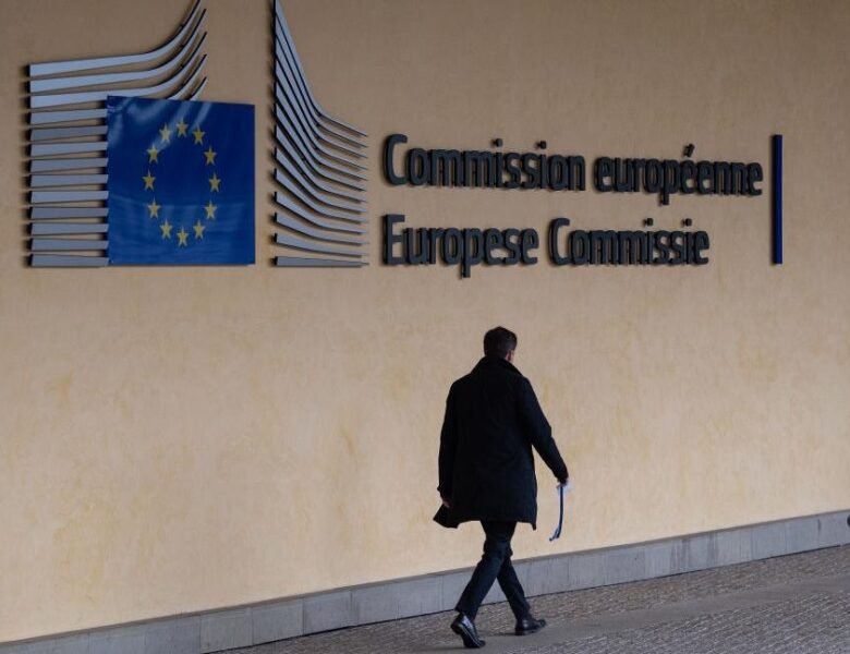 Попри вето Орбана: ЄС продовжує готувати кредит Україні